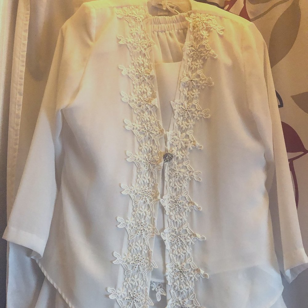 Hosanna Design women medium white 3 piece suit